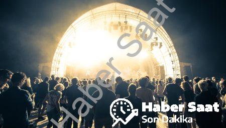 Müzik Festivallerinin Dijital Dönüşümü: Müzik Endüstrisi Neden Dijitalleşiyormuş?